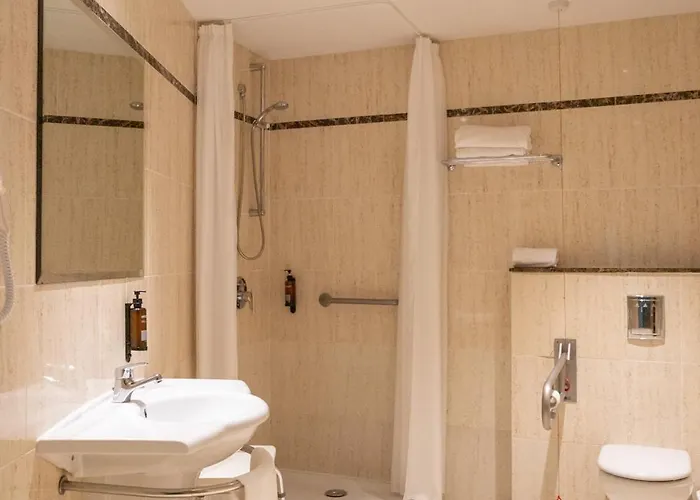 Forum Ceao 3* לוגו